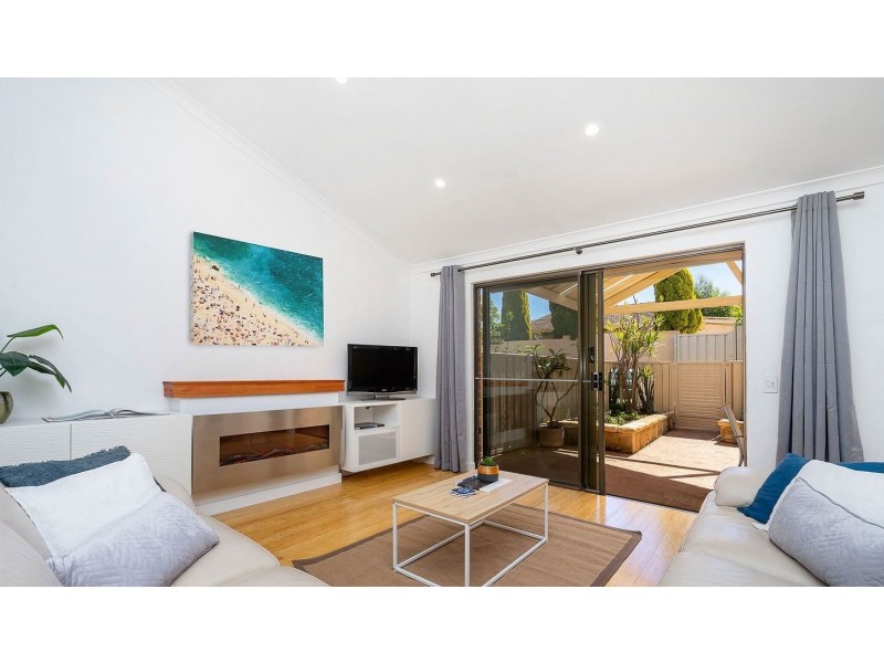 6/4 Perina Way, City Beach WA 6015