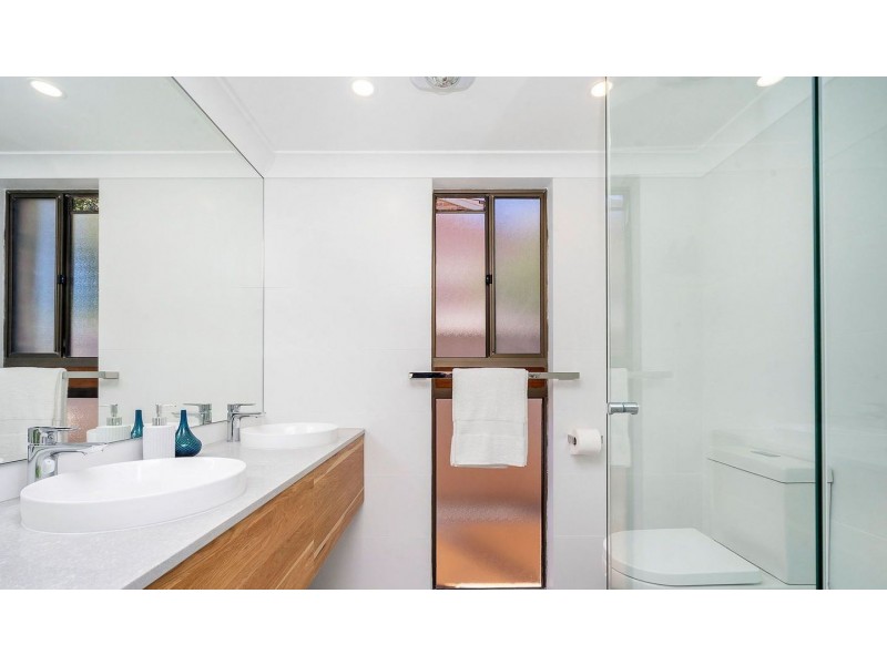 6/4 Perina Way, City Beach WA 6015