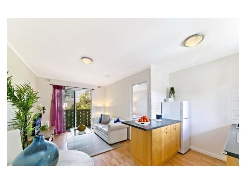 24/11 Stirling Road, Claremont WA 6010