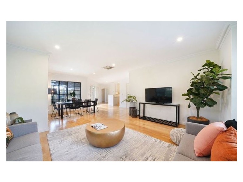 2 Burnettia Lane, Mount Claremont WA 6010