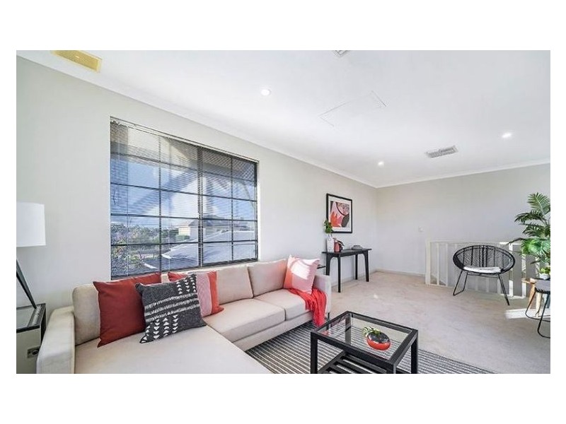 2 Burnettia Lane, Mount Claremont WA 6010