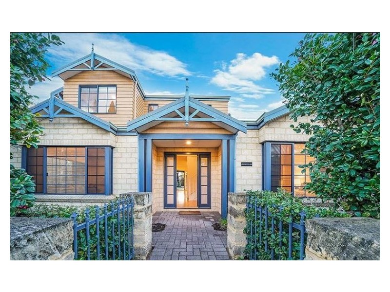 2 Burnettia Lane, Mount Claremont WA 6010