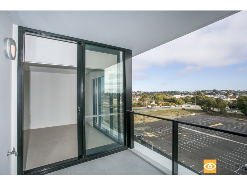 505/8 Tassels Place, Innaloo WA 6018