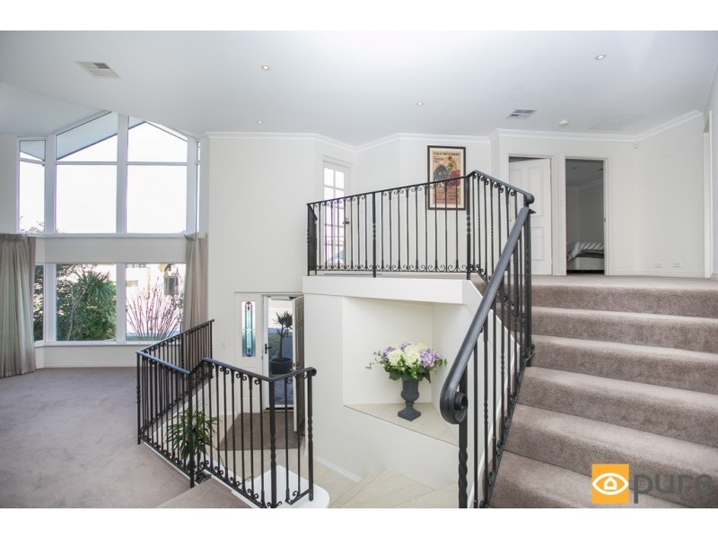 7 Ballygriffin Court, Mosman Park WA 6012
