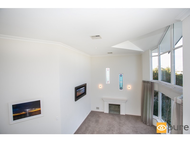 7 Ballygriffin Court, Mosman Park WA 6012