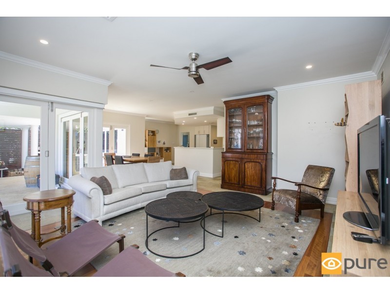 31 Goldsworthy Road, Claremont WA 6010