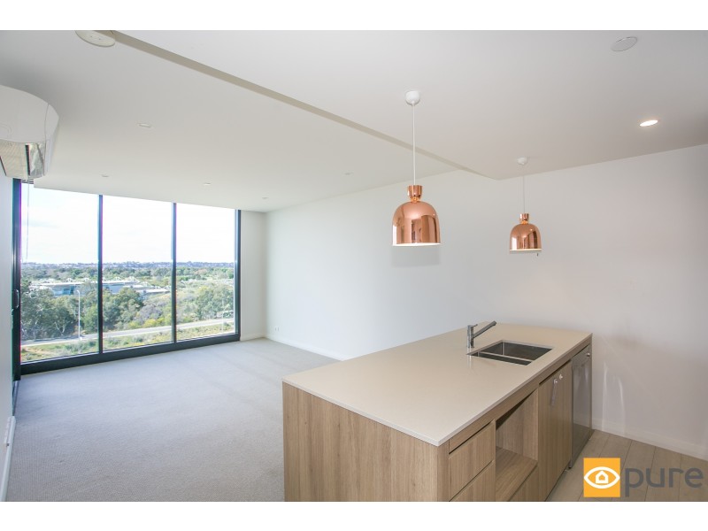 607/6 Baumea Way, Innaloo WA 6018