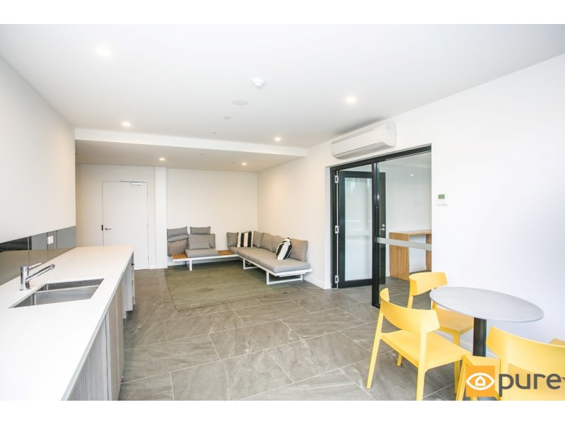607/6 Baumea Way, Innaloo WA 6018
