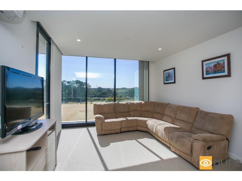 207/6 Baumea Way, Innaloo WA 6018