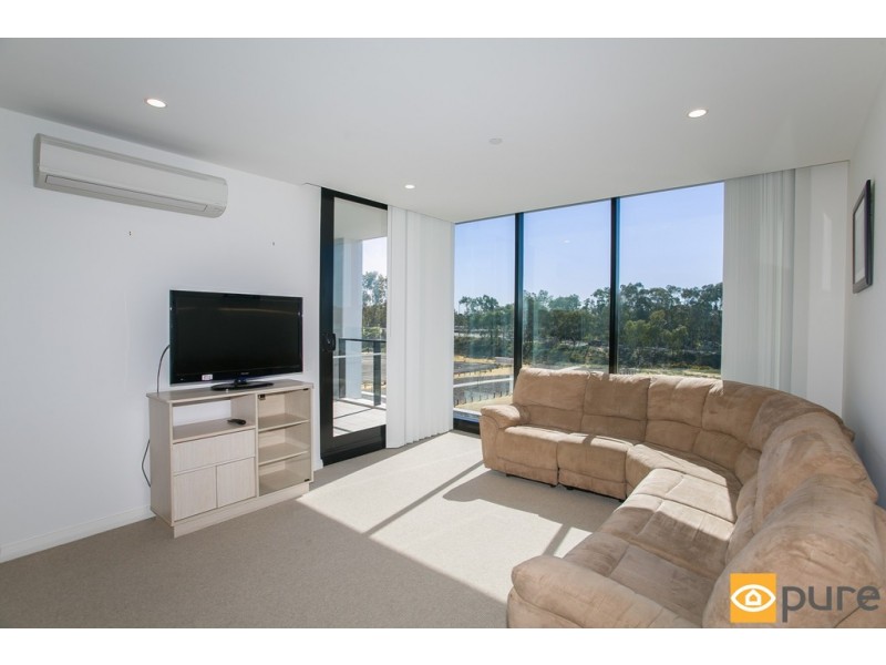 207/6 Baumea Way, Innaloo WA 6018