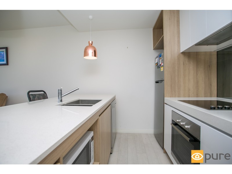 207/6 Baumea Way, Innaloo WA 6018