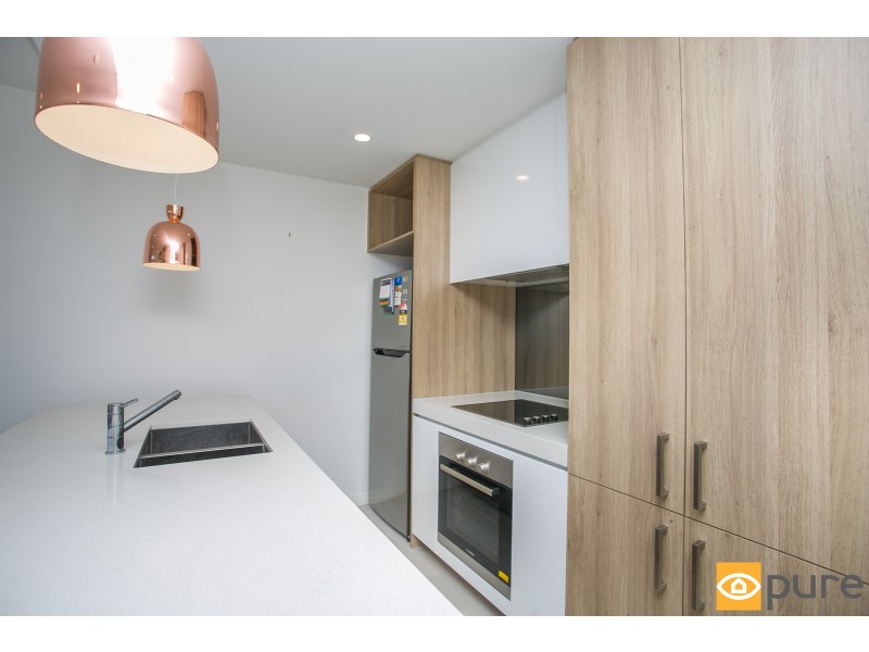 207/6 Baumea Way, Innaloo WA 6018