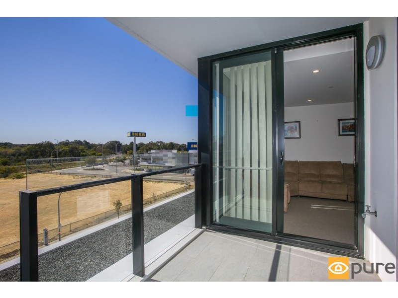 207/6 Baumea Way, Innaloo WA 6018