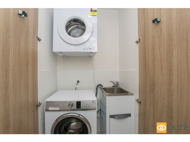 207/6 Baumea Way, Innaloo WA 6018