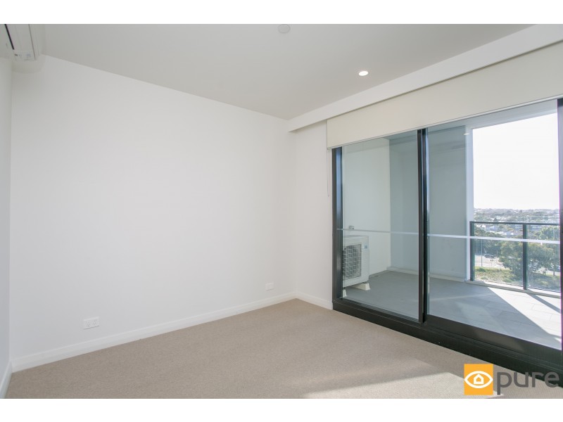 708/8 Tassels Place, Innaloo WA 6018