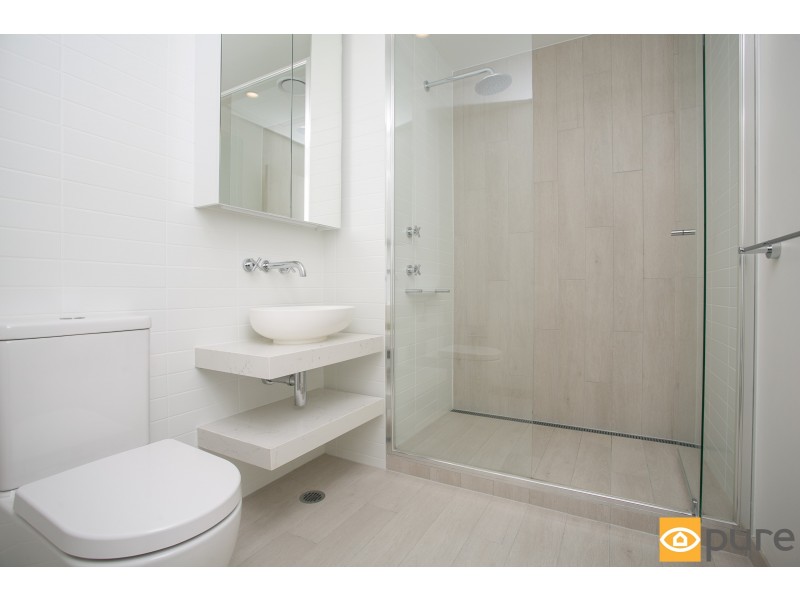 708/8 Tassels Place, Innaloo WA 6018