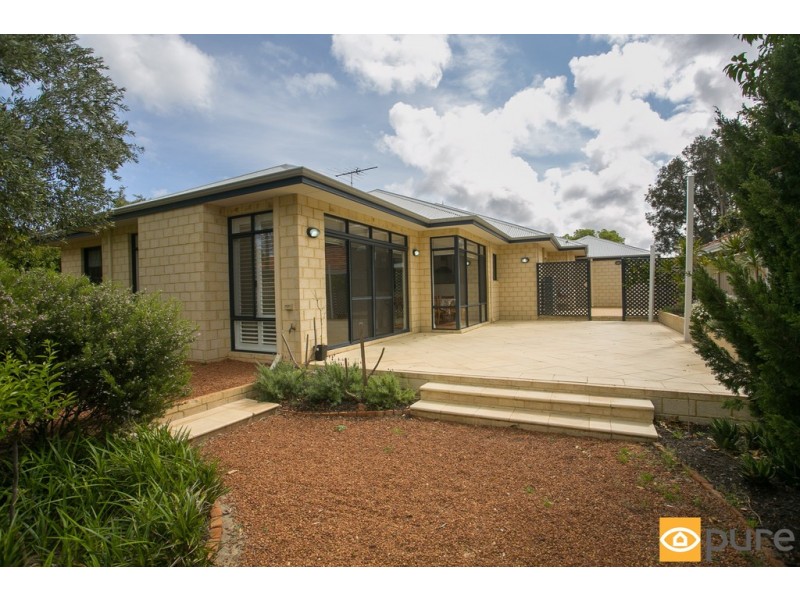 13 Alderbury Street, Floreat WA 6014