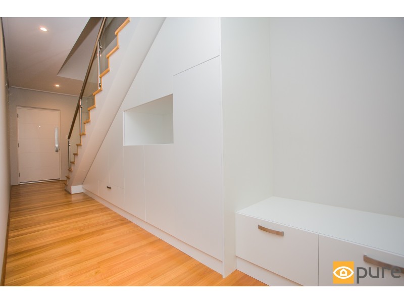 14B The Avenue, Crawley WA 6009