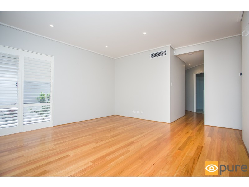 14B The Avenue, Crawley WA 6009