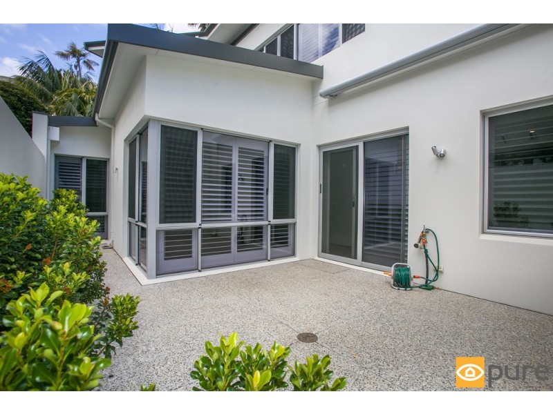 14B The Avenue, Crawley WA 6009