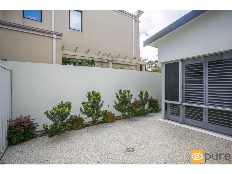 14B The Avenue, Crawley WA 6009