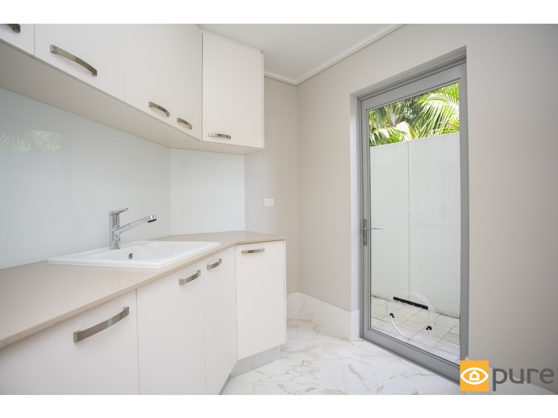 14B The Avenue, Crawley WA 6009