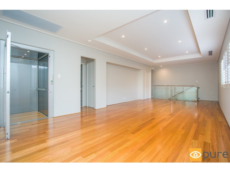 14B The Avenue, Crawley WA 6009