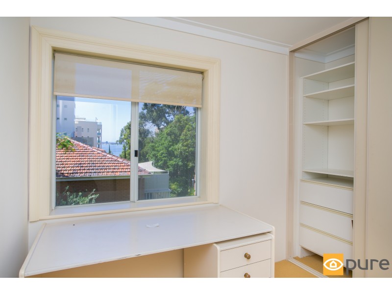 23/12 Wingfield Avenue, Crawley WA 6009