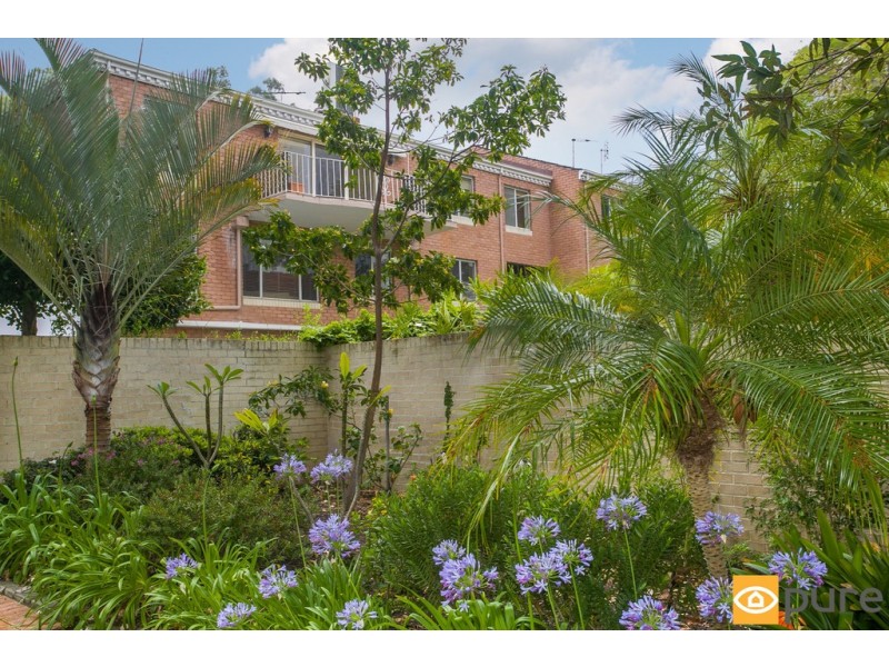 23/12 Wingfield Avenue, Crawley WA 6009