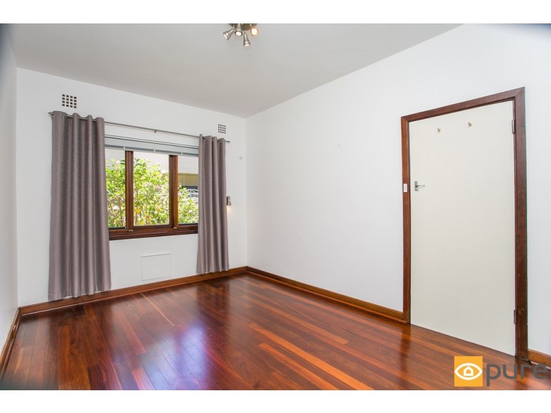 4/158 Broadway, Crawley WA 6009