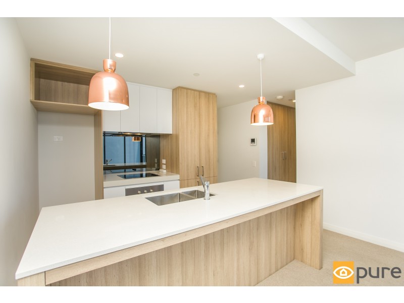 703/8 Tassels Place, Innaloo WA 6018