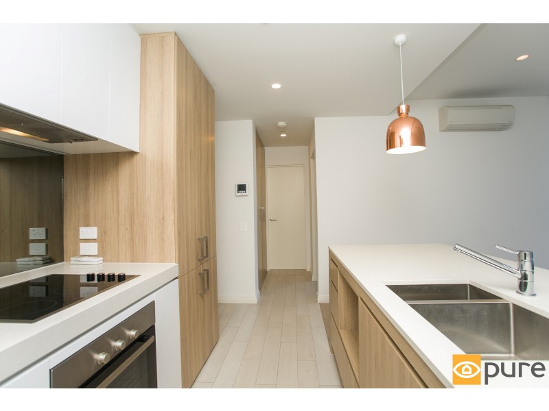 703/8 Tassels Place, Innaloo WA 6018