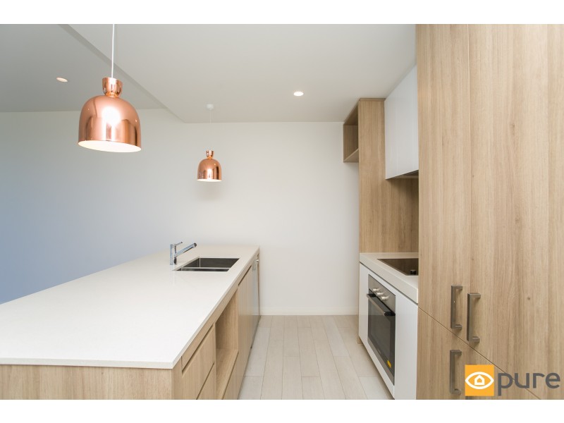 703/8 Tassels Place, Innaloo WA 6018