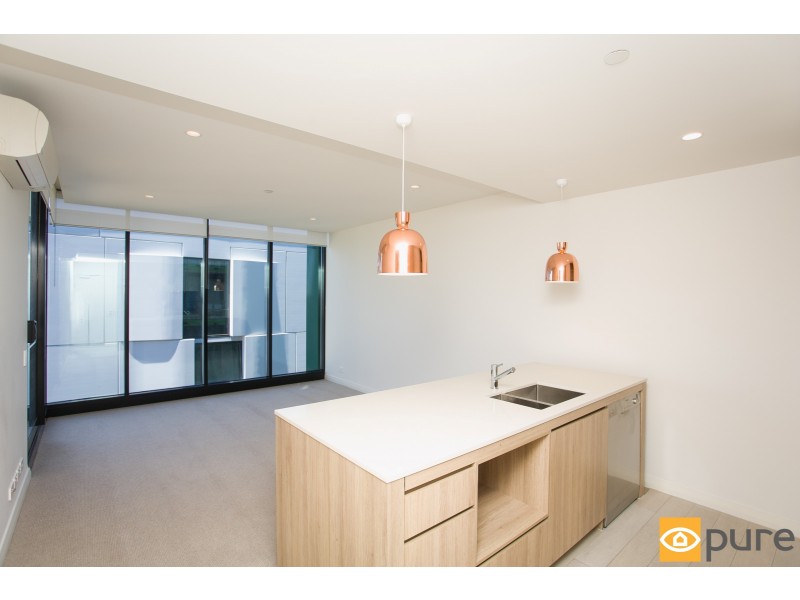 703/8 Tassels Place, Innaloo WA 6018
