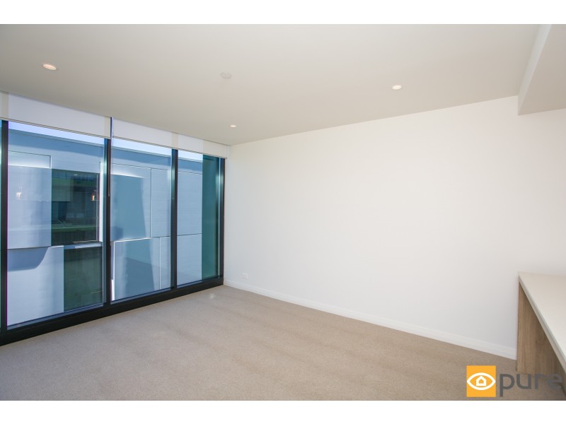 703/8 Tassels Place, Innaloo WA 6018