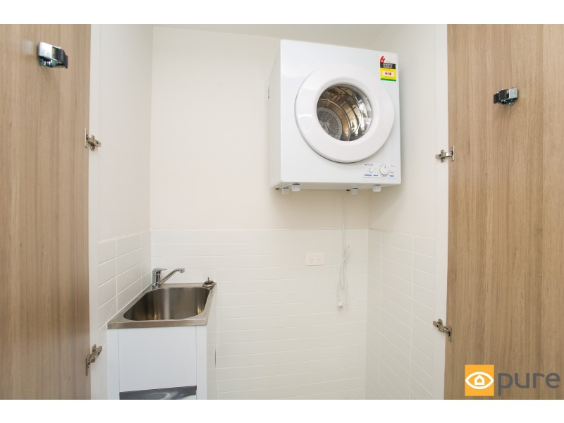 703/8 Tassels Place, Innaloo WA 6018