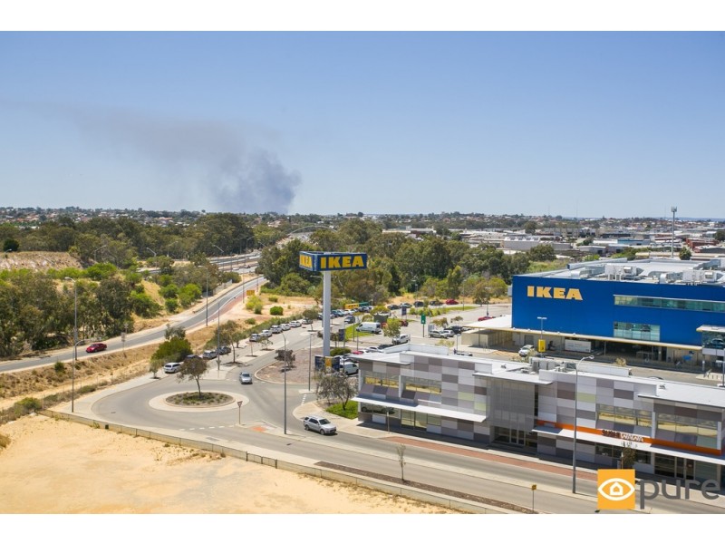 703/8 Tassels Place, Innaloo WA 6018