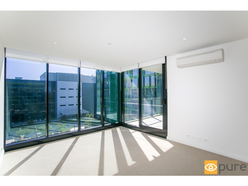 509/6 Baumea Way, Innaloo WA 6018
