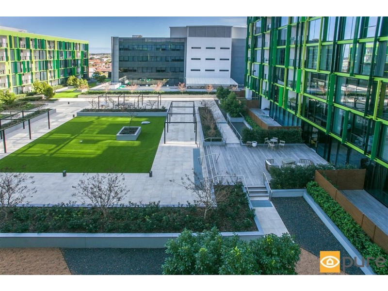 509/6 Baumea Way, Innaloo WA 6018