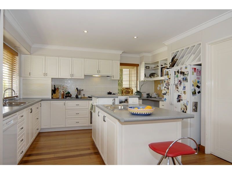 2 Odern Crescent, Swanbourne WA 6010