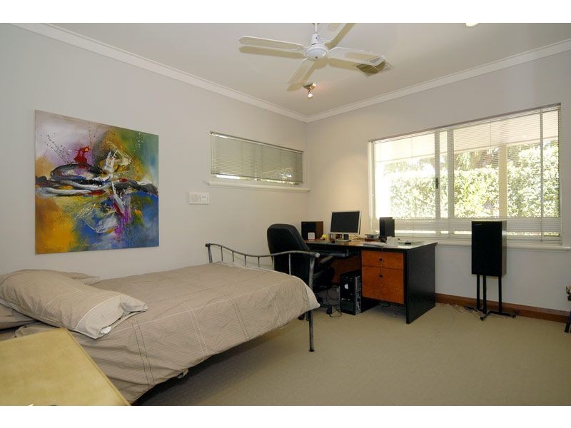 2 Odern Crescent, Swanbourne WA 6010