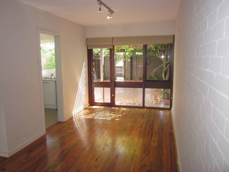 14 Freshwater Close, Claremont WA 6010