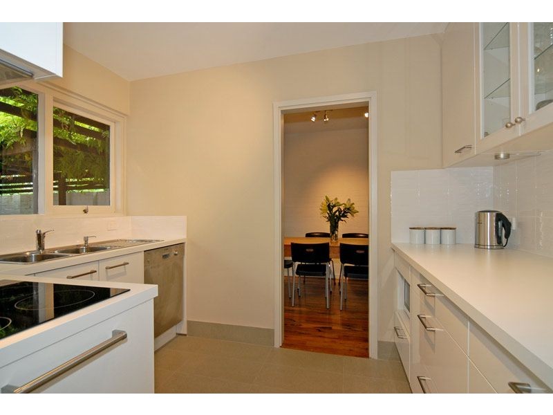 14 Freshwater Close, Claremont WA 6010
