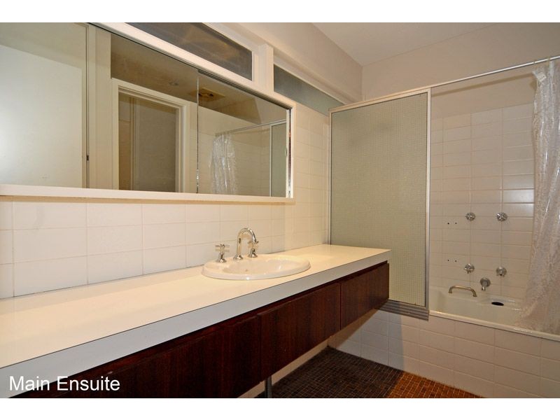 14 Freshwater Close, Claremont WA 6010