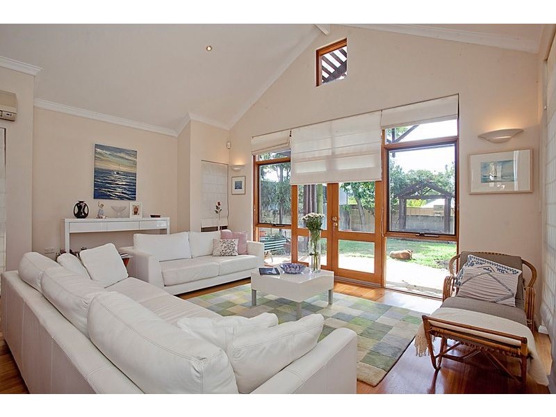 9 Brassey Street, Swanbourne WA 6010