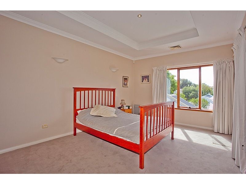 9 Brassey Street, Swanbourne WA 6010
