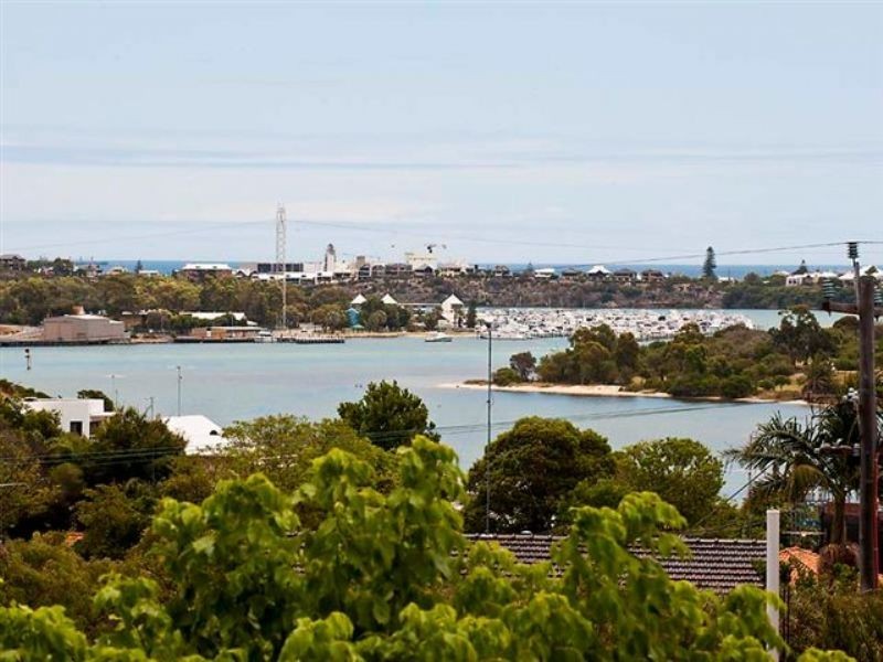 1A Milne Street, Bicton WA 6157