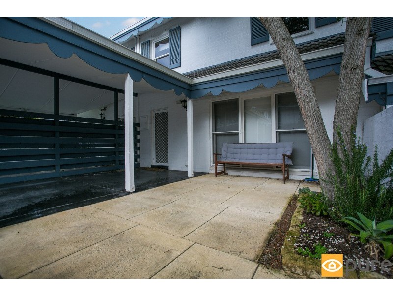 2/27 Osborne Road, East Fremantle WA 6158