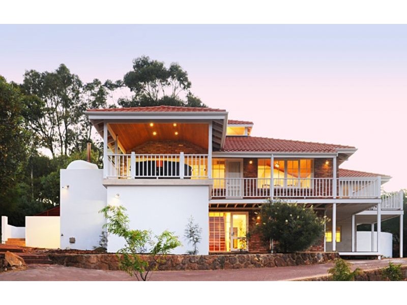 27 Ella Gladstone Drive, Eagle Bay WA 6281
