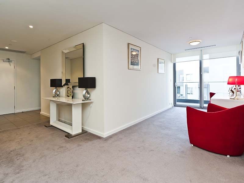 307/30 The Circus, Burswood WA 6100